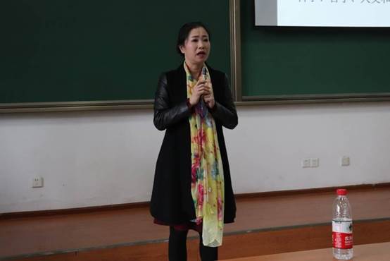 成人短视频
卓光俊书记主持.jpg